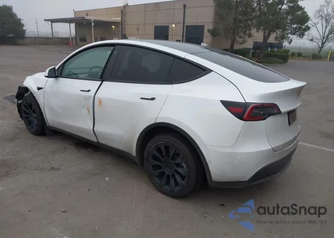 2021 Tesla Model Y Long Range Dual Motor All-Wheel Drive from USA, damaged, VIN 5YJYGDEE5MF275753